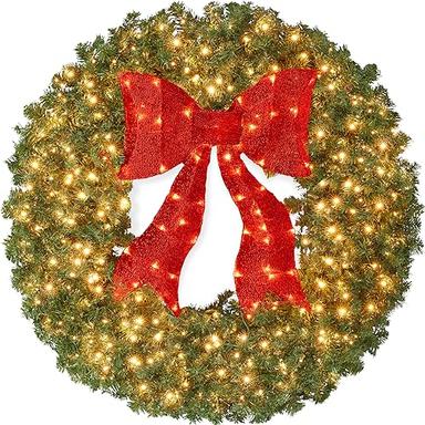 lighted christmas wreath