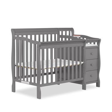 infant crib