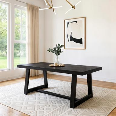 black dinner table