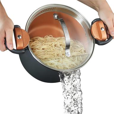boiling pot