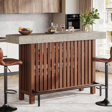 cocktail bar